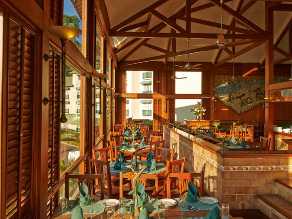 Hotel Club Mahindra Munnar à Chinnakanal Extérieur photo